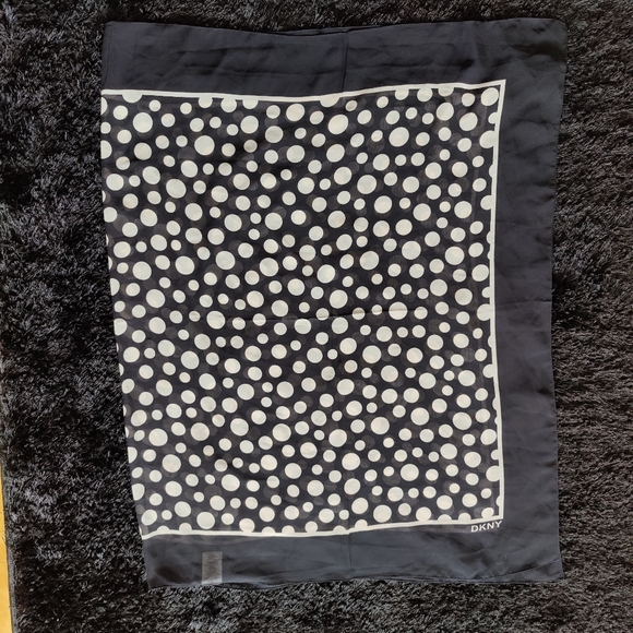 Large Black and White polka dot DKNY shawl scarf - Picture 7 of 9